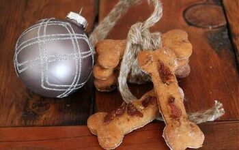 Christmas Banana and Bacon Dog Treat Recipe