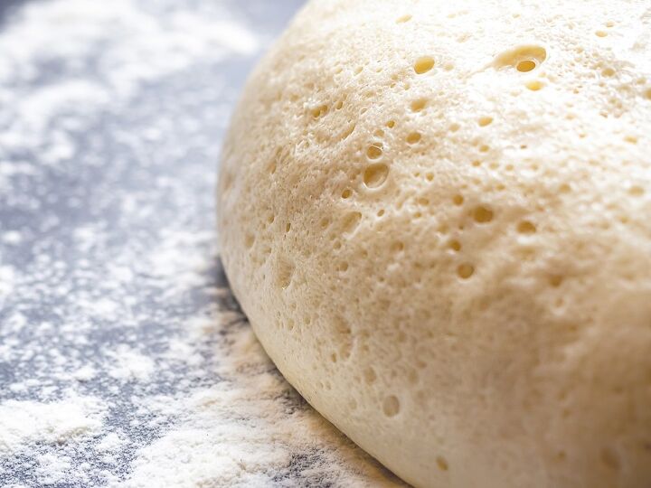 10 foods that are bad for dogs, Yeast Dough